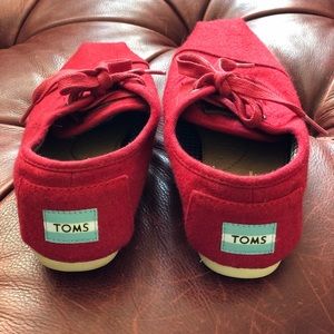 Toms shoes